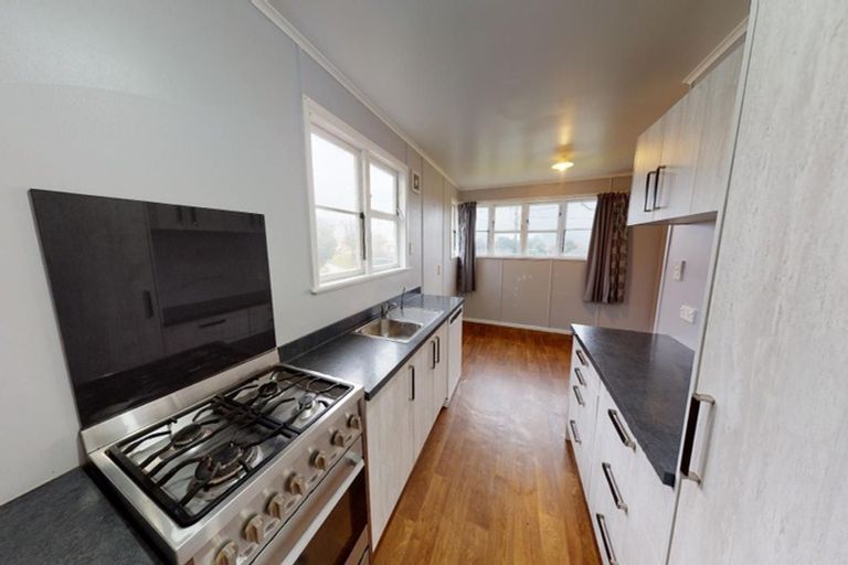 Photo of property in 86 Swiss Avenue, Gonville, Whanganui, 4501