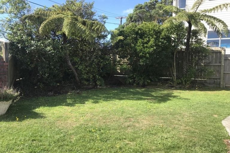 Photo of property in 34 Mandalay Terrace, Khandallah, Wellington, 6035