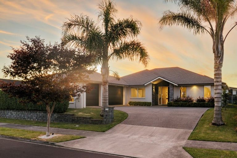 Photo of property in 13 Michael Terrence Place, Flagstaff, Hamilton, 3210