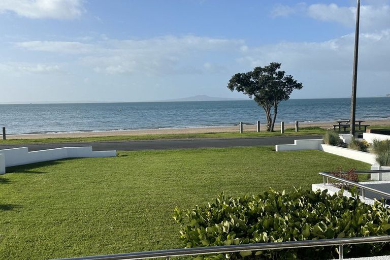 Photo of property in 31 Arkles Strand, Arkles Bay, Whangaparaoa, 0932