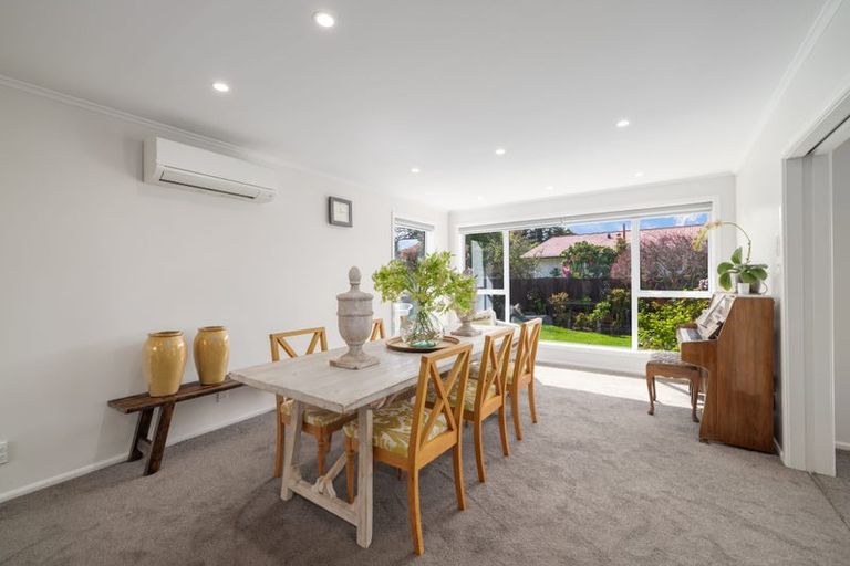 Photo of property in 73 Grahams Road, Burnside, Christchurch, 8041