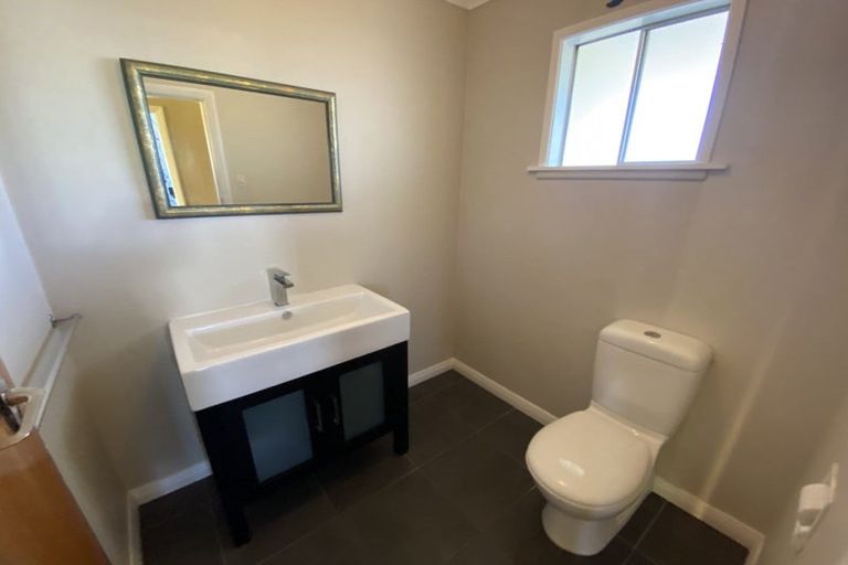 Photo of property in 105 College Street, Awapuni, Palmerston North, 4412