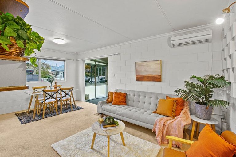 Photo of property in 12a Massey Street, Westown, New Plymouth, 4310