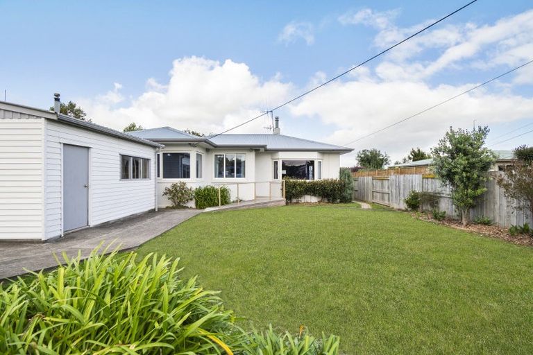 Photo of property in 9 Wellington Street, Feilding, 4702