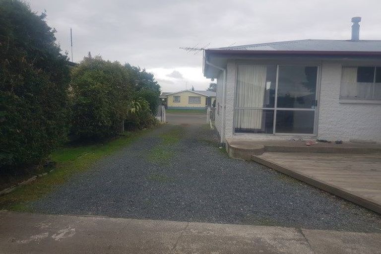 Photo of property in 21 Chesney Place, Heidelberg, Invercargill, 9812