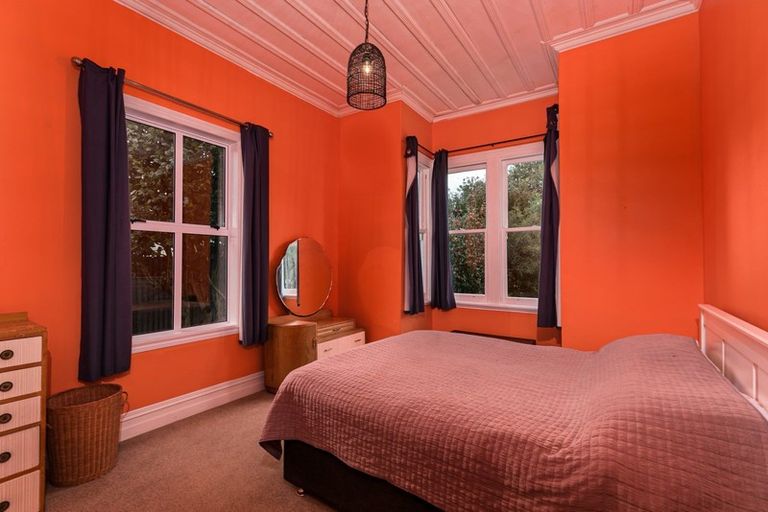 Photo of property in 44 Mcgreevy Street, Waipawa, 4210