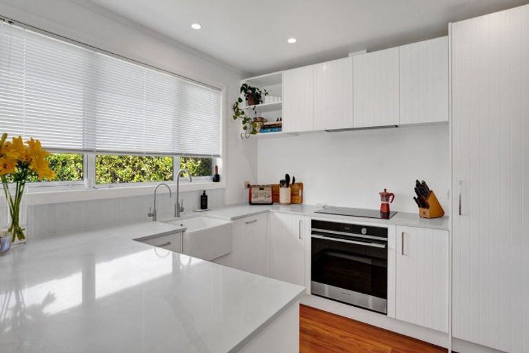 Photo of property in 1163 Devon Road, Bell Block, New Plymouth, 4373