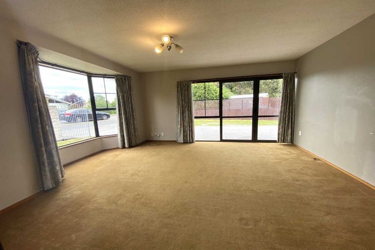 Photo of property in 182 Waimairi Road, Ilam, Christchurch, 8041