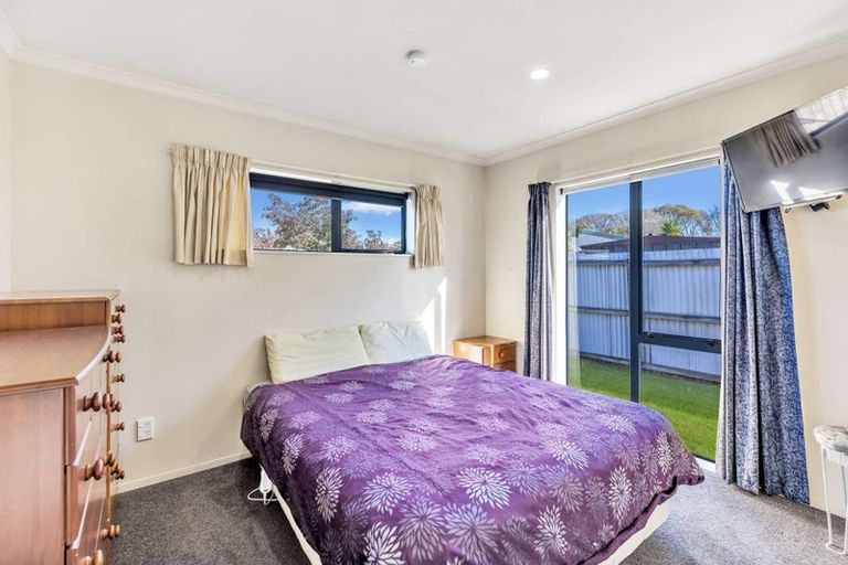 Photo of property in 142a Springs Road, Hornby, Christchurch, 8042