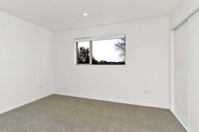 Photo of property in 8/51 Hills Road, Edgeware, Christchurch, 8013