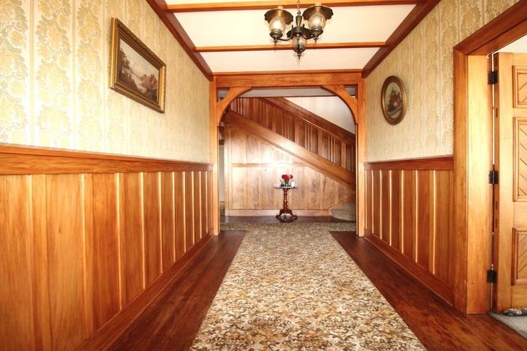 Photo of property in 76 Wharfe Street, South Hill, Oamaru, 9400