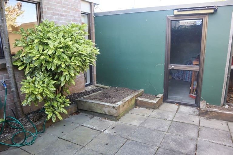 Photo of property in 3/2 Canon Street, St Albans, Christchurch, 8014