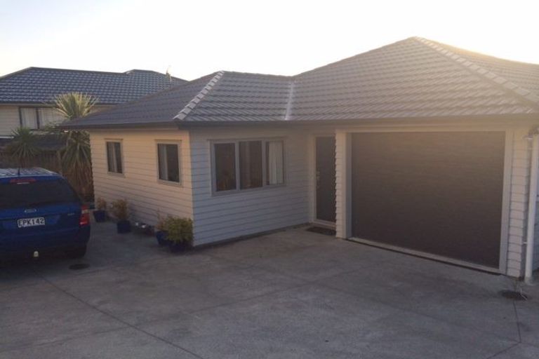 Photo of property in 218a Sturges Road, Henderson, Auckland, 0612