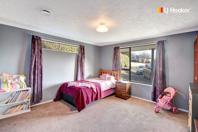 Photo of property in 6 Edinburgh Street, Green Island, Dunedin, 9018