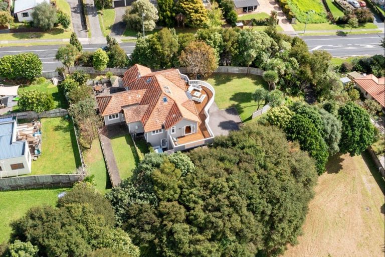 Photo of property in 84 Waitaha Road, Welcome Bay, Tauranga, 3112