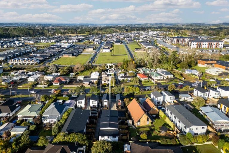 Photo of property in 360 Main Road, Huapai, Kumeu, 0810