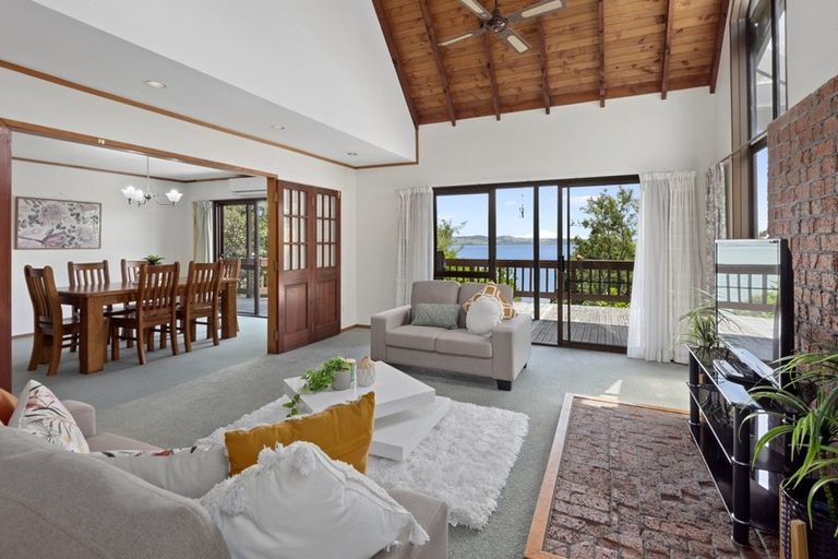 Photo of property in 218 Manganese Point Road, Tamaterau, Whangarei, 0174