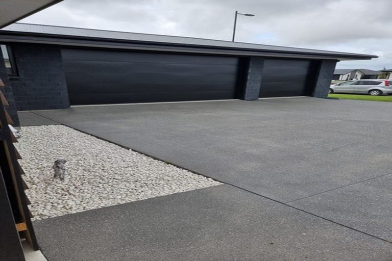 Photo of property in 30 Sandhurst Drive, Rolleston, 7615