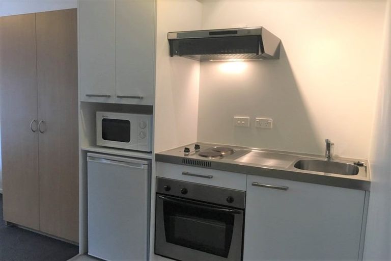 Photo of property in Orange Apartments/victoria Centr, 510/169 The Terrace, Wellington Central, Wellington, 6011