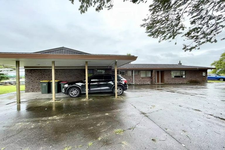Photo of property in 143 Hamlin Road, Ardmore, Papakura, 2582