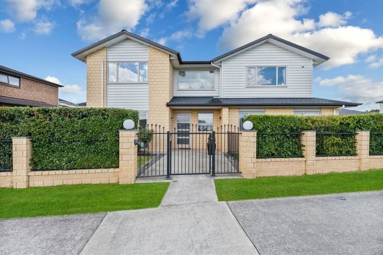 Photo of property in 42 Castlederg Drive, Flat Bush, Auckland, 2019