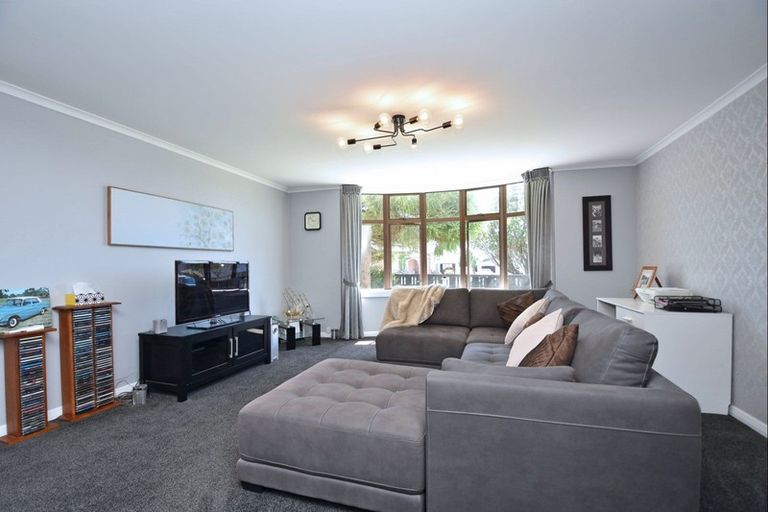 Photo of property in 11 Robertson Street, Richmond, Invercargill, 9810