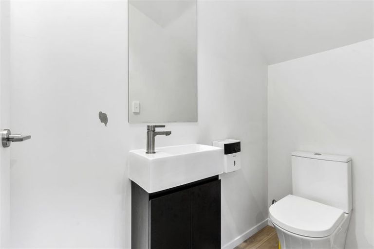 Photo of property in 8b Edgar Pearce Place, Howick, Auckland, 2014