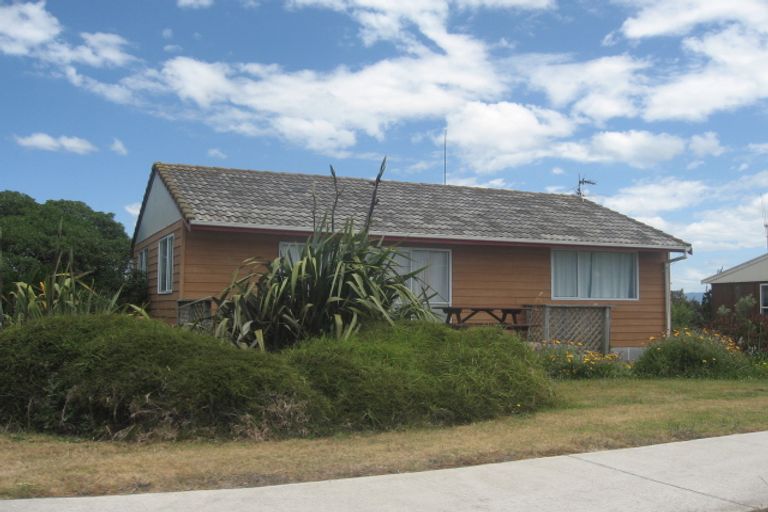 Photo of property in 142 Pukehina Parade, Pukehina, Te Puke, 3189