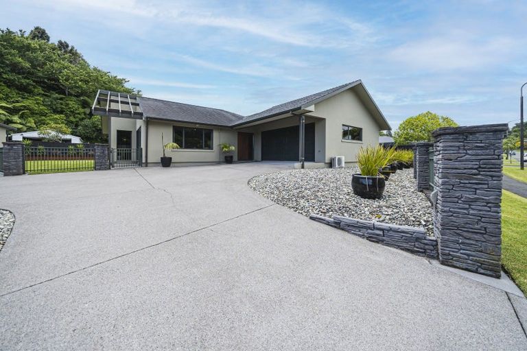Photo of property in 41 Roto Street, Hurdon, New Plymouth, 4310