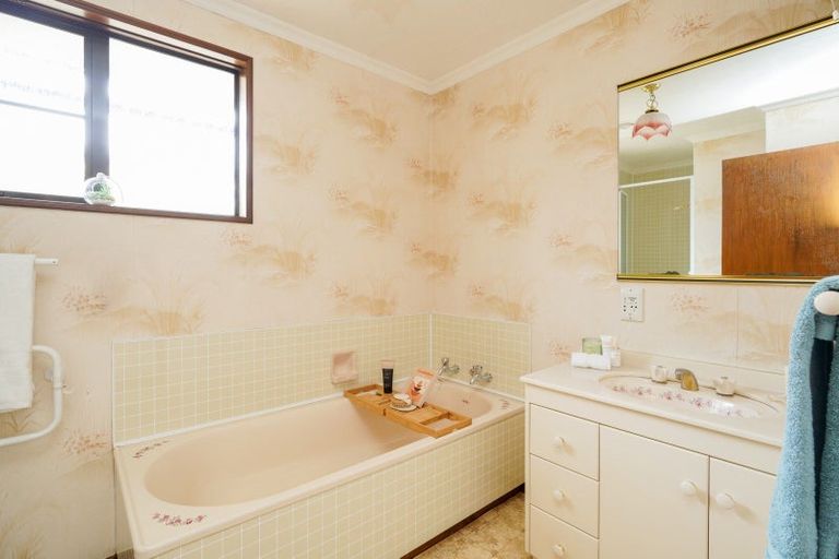 Photo of property in 4 Catherine Street, Windsor, Invercargill, 9810