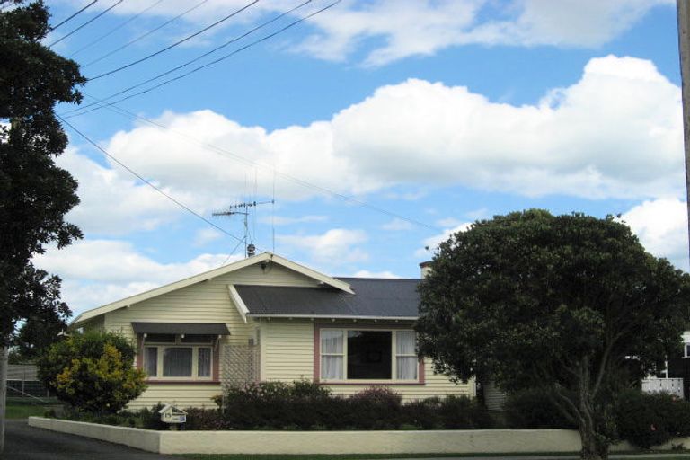 Photo of property in 15 Central Avenue, Gonville, Whanganui, 4501
