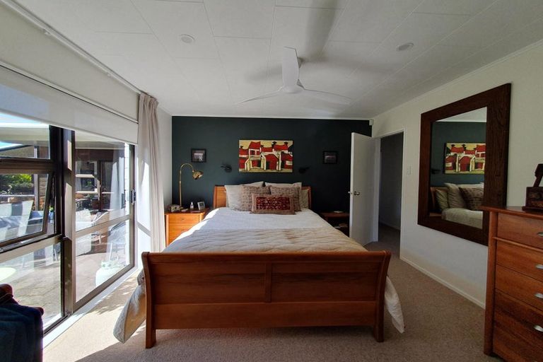 Photo of property in 34 Townshend Crescent, Greenmeadows, Napier, 4112