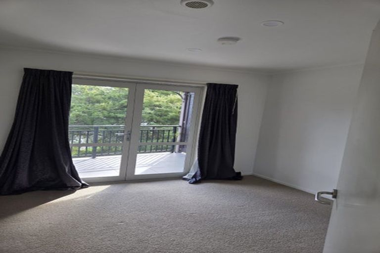 Photo of property in The Grand Apartments, 2a/4 Kell Drive, Albany, Auckland, 0632