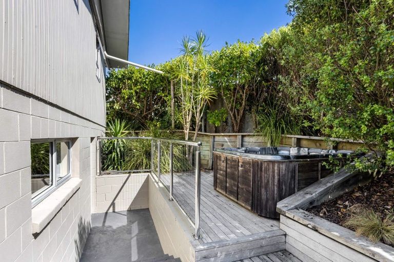 Photo of property in 8 Duncansby Road, Stanmore Bay, Whangaparaoa, 0932