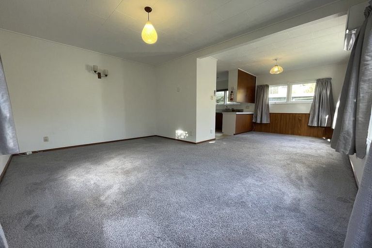 Photo of property in 3 Woodford Way, Crofton Downs, Wellington, 6035