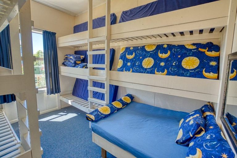 Photo of property in 55 Ahau Street, Moana, 7872