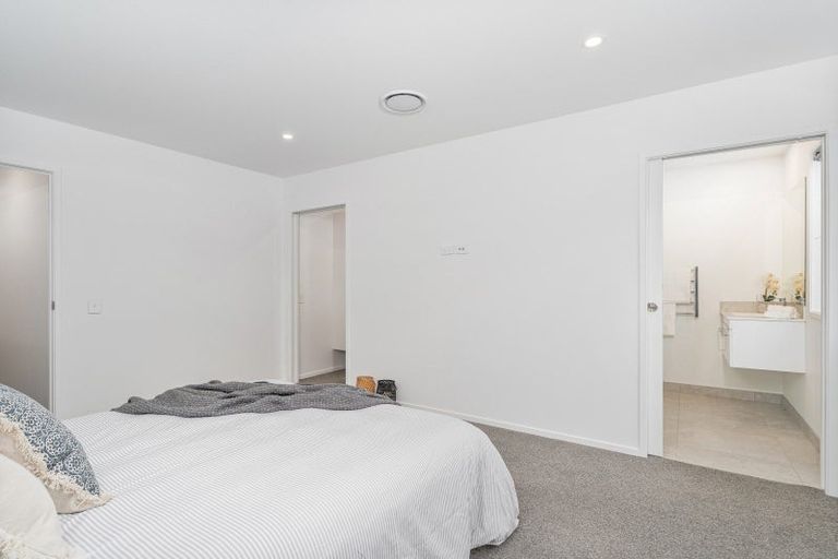 Photo of property in 18 Awatea Drive, Whitianga, 3510