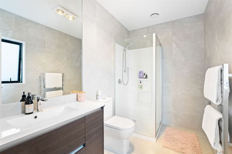 Photo of property in 31 Koura Drive, Red Beach, 0932