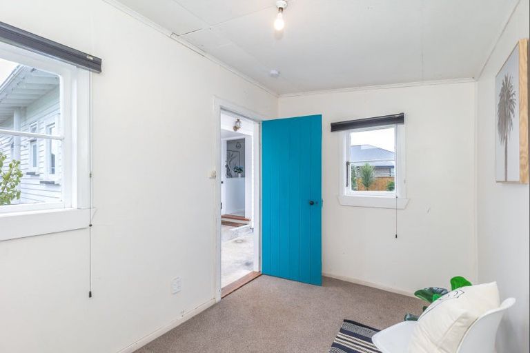 Photo of property in 58b Salisbury Street, Levin, 5510