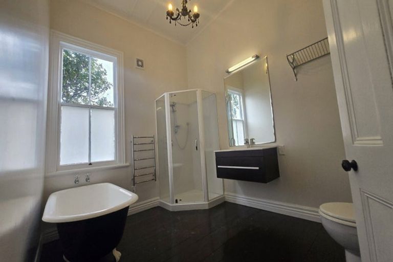 Photo of property in 369 Jackson Street, Petone, Lower Hutt, 5012