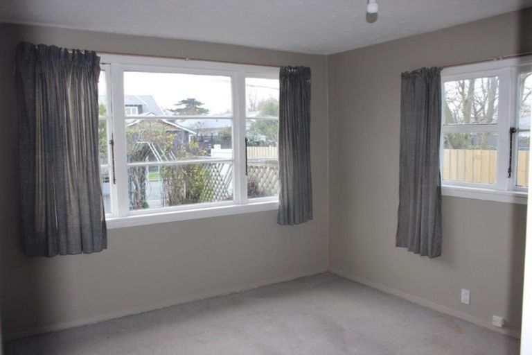 Photo of property in 28 Halton Street, Strowan, Christchurch, 8052