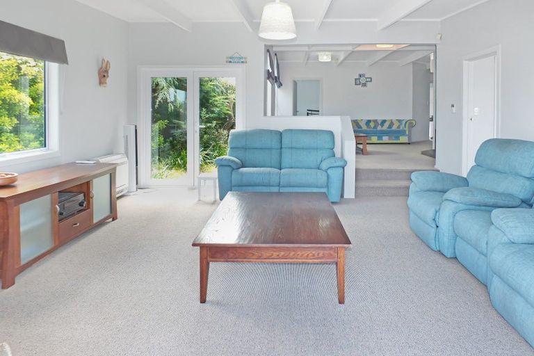 Photo of property in 122 Seabury Avenue, Foxton Beach, Foxton, 4815