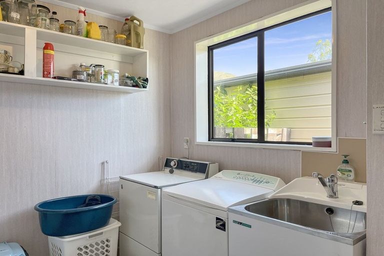 Photo of property in 13 Benmore Place, Omarama, 9412