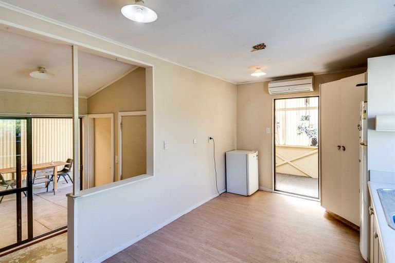 Photo of property in 100 Waghorne Street, Ahuriri, Napier, 4110