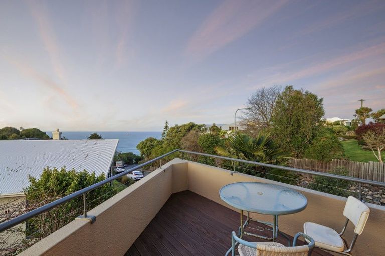 Photo of property in 3 Smugglers Cove, Scarborough, Christchurch, 8081