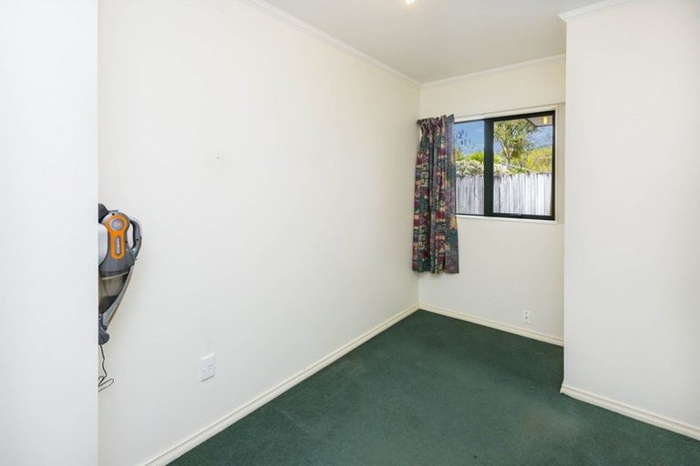 Photo of property in 20a Oxford Crescent, Ebdentown, Upper Hutt, 5018