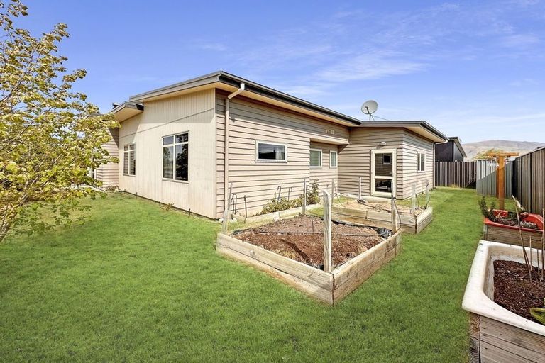 Photo of property in 12b Greenfield Place, Twizel, 7901