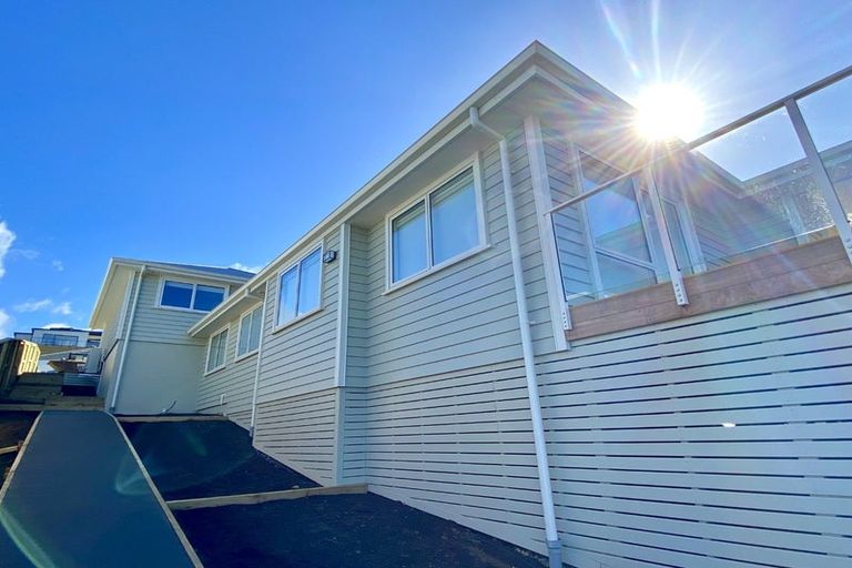 Photo of property in 28 Oyster Place, Omokoroa, 3114