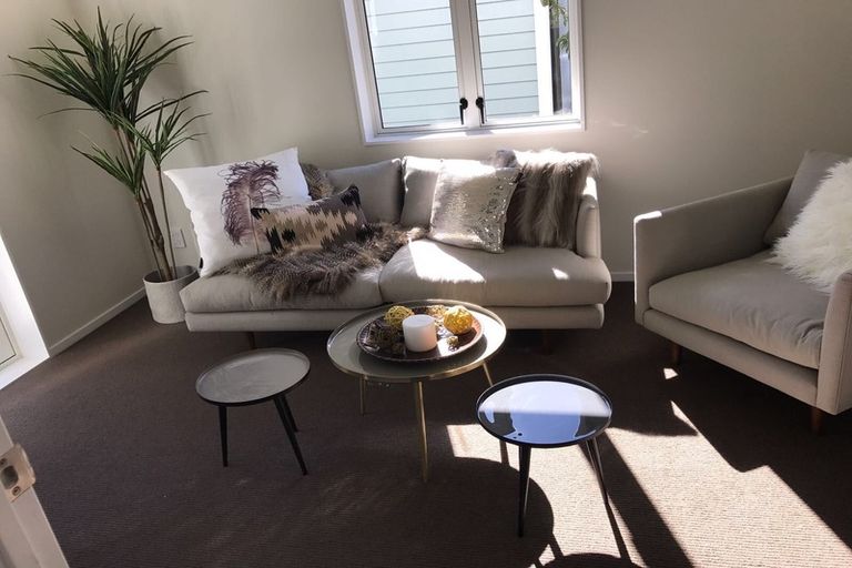 Photo of property in 26 Warbler Crescent, Papakura, 2110