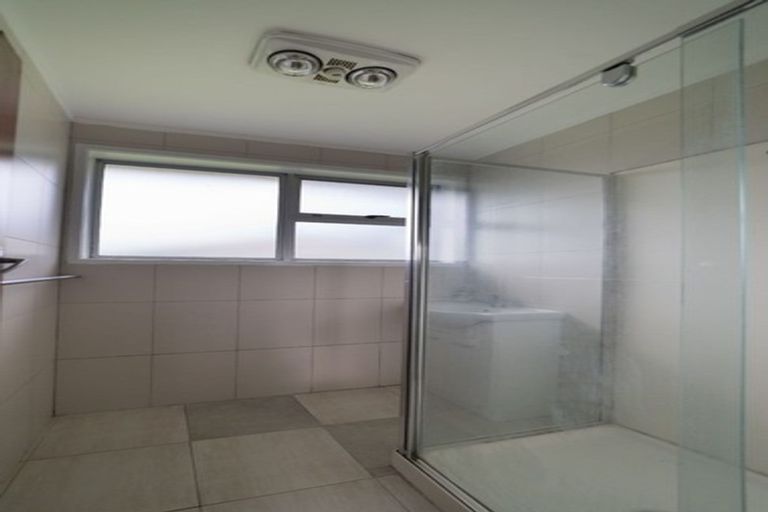 Photo of property in 2/138 Coronation Road, Papatoetoe, Auckland, 2025